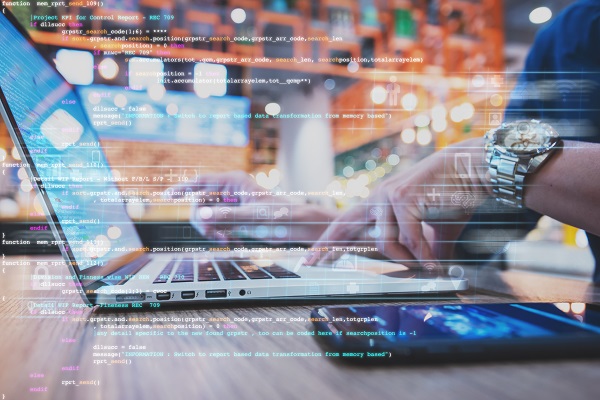 プログラマーの副業の始め方やメリット・デメリット